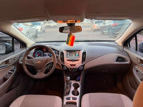 Chevrolet Cruze image 7