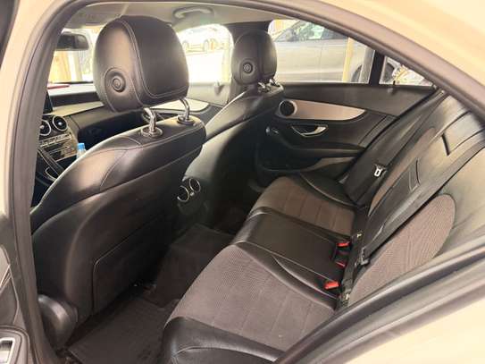 Mercedes C300 _2017 image 3