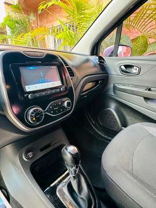 Renault QM3 2016 image 10