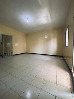 Appartement spacieux à la Cité Batrain (en face Auchan) image 2