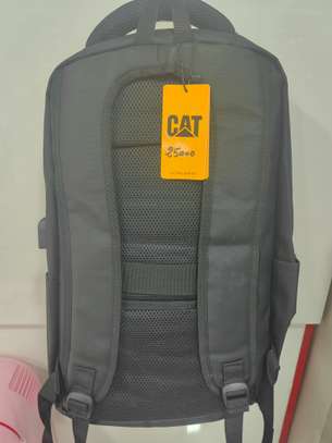 CAT sac à dos noir avec poches multiples image 13
