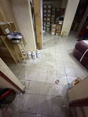 CHOWROOM A LOUER image 9