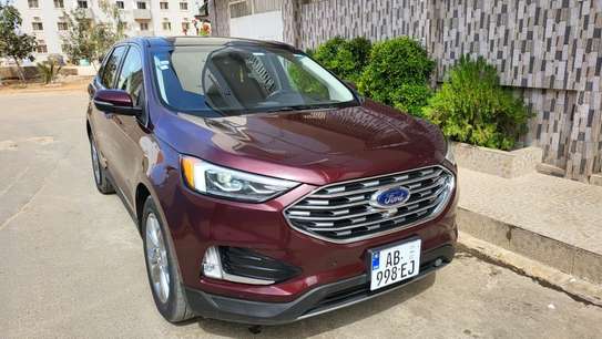 FORD EDGE TITANIUM AWD 2019 image 3