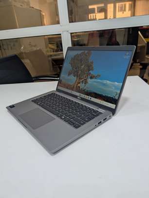 Dell latitude 5450 Intel ultra 7 16g de ram 256 image 4