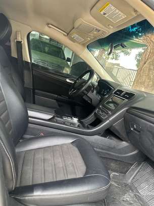 Je vend ma ford fusion 2018 automatic essence 2.5L image 9