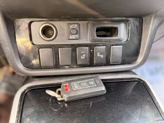 2018 MITSUBISHI OUTLANDER SEL 7places image 14