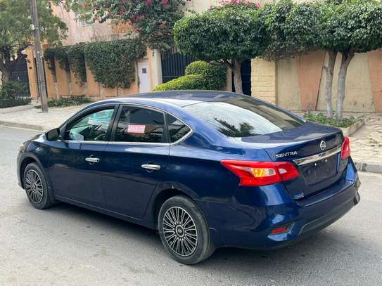 Nissan Sentra année 2017 image 9