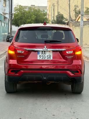 Misthibisi outlander sport image 2