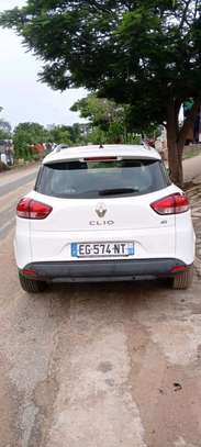 RENAULT CLIO 2018 image 2