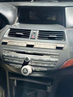 Honda crosstour image 2
