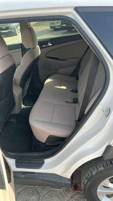 Hyundai Tucson 2.0 Année :*2020*   à négocier image 14