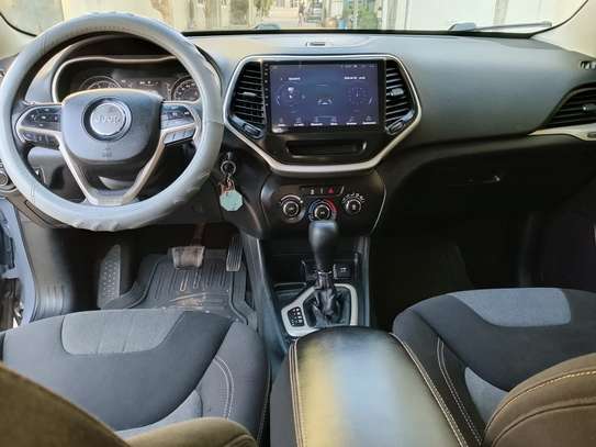 Jeep Cherokee 2014 image 4