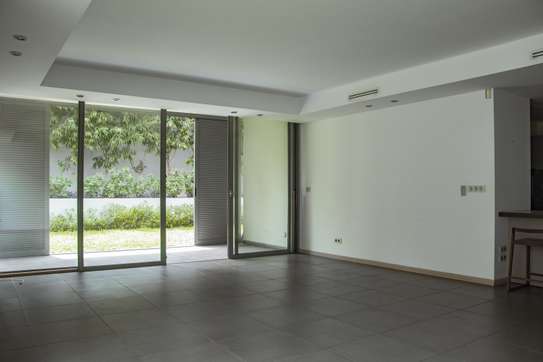 Appartement à louer - Fann Résidence Océan Drive image 5