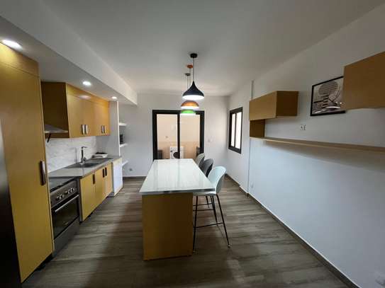 Appartement F4 meublé à louer au Point E image 10