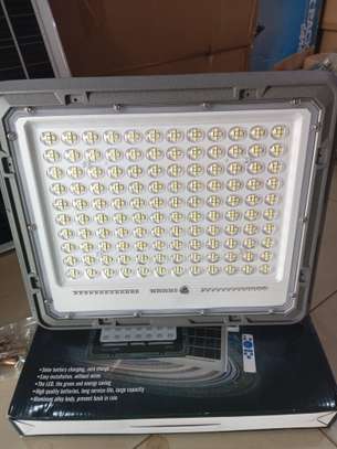 Projecteur solaire LED 400W, IP 66 image 5