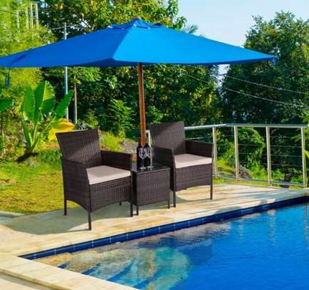 Salon de jardin en rotin synthétique image 1