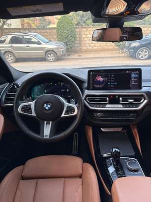 BMW X4 XDRIVE 30I 2025 image 6