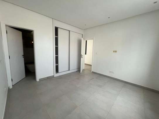 Appartement à louer aux almadies F4 image 2