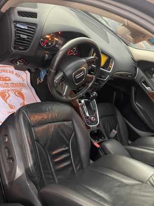AUDI Q5 2010 image 6