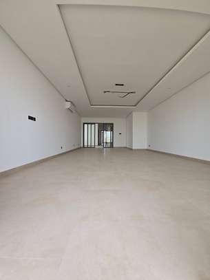 APPARTEMENT NEUF F4 À FANN MERMOZ image 2