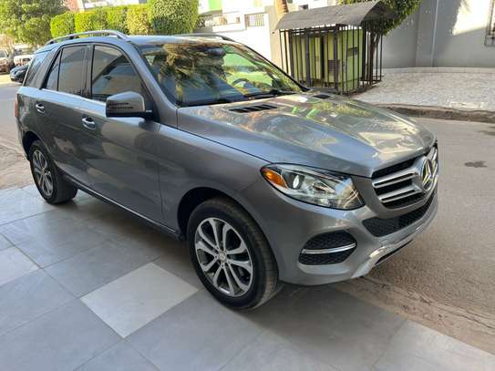 Mercedes GLE 350 2017 4Matic image 3