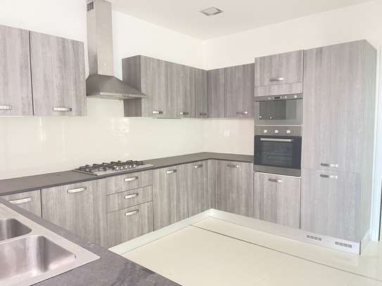 Appartement lumineux avec balcon et climatisation intégrée image 2