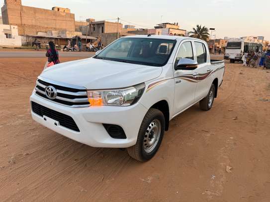 Toyota Hilux 2018 image 6
