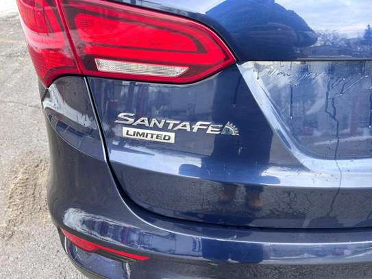 HYUNDAI SANTA FE 2017 image 13