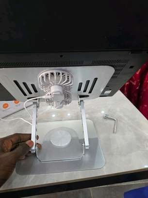 Support pour ordinateur en aluminium image 3