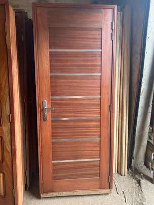 PORTE EN BOIS image 1