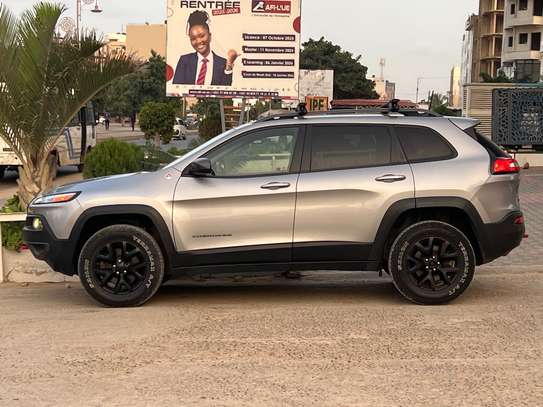 Jeep Cherokee Trail hawk image 1