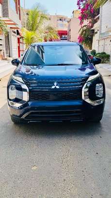 Mitsubishi outlander 2022 image 11