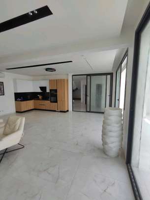 Villa meublée face mer à louer à NDAYANE image 6
