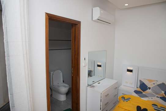 Appartements meublés haut standing à louer aux Maristes image 13