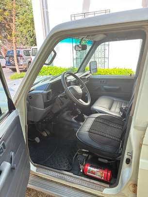 Toyota Land Cruiser 2008 image 9