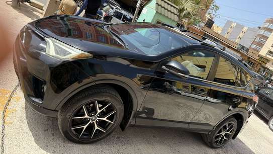 Toyota Rav4 2018 image 2