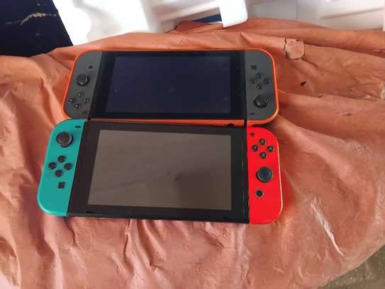Nintendo Switch flaché plus 10jeux et fc26 image 7