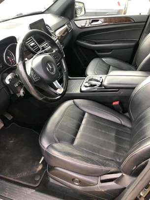 Mercedes GLE 350 4 matic image 4