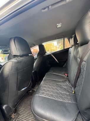 TOYOTA RAV 4 2017 image 7