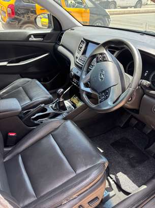 Hyundai Tucson image 6