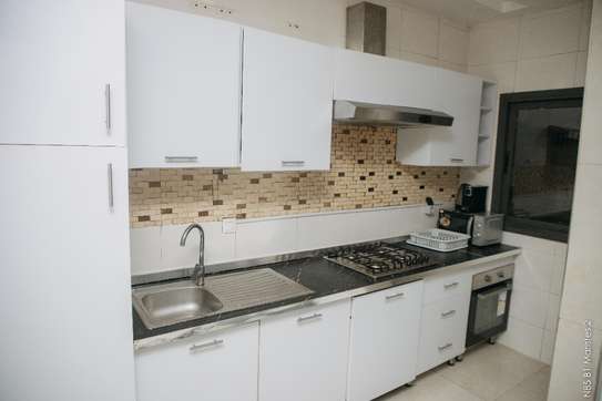 Appartement F3 meublé Mariste 1 image 5