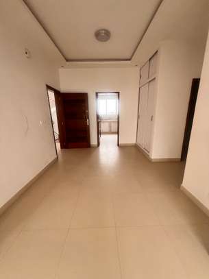 Apt F4 très lumineux à Ngor Almadies image 5