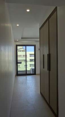 Appartement 3 chambres salon à louer au Point E image 8