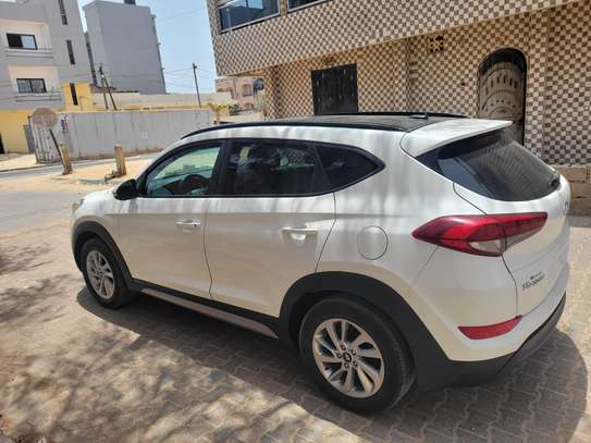 Hyundai tucson 2017 image 3