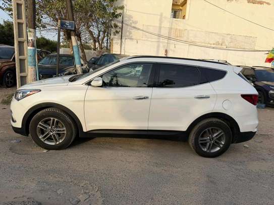 Hyundai Santafe image 5