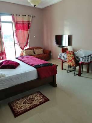 Chambre meublée climatisée aux Almadies image 4