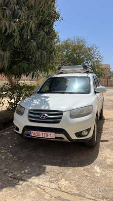 Hyundai Santa Fe 2013 image 1