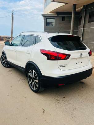 Nissan Qashqai 2017 image 10