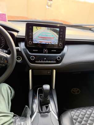 Toyota Corolla Cross 2024 Essence 4 cylindres image 2