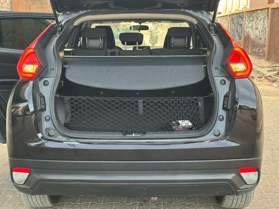 MITSUBISHI ECLIPSE 2019 image 7